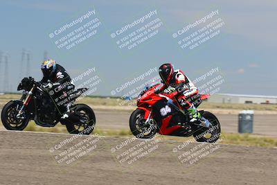 media/Jul-22-2022-TrackDaz (Fri) [[ca4971259a]]/Group B/130pm (Wheelie Bump)/
